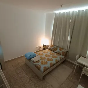 Homestay Affordable Transient - Not A - Sharing Kitchen And Washrooms