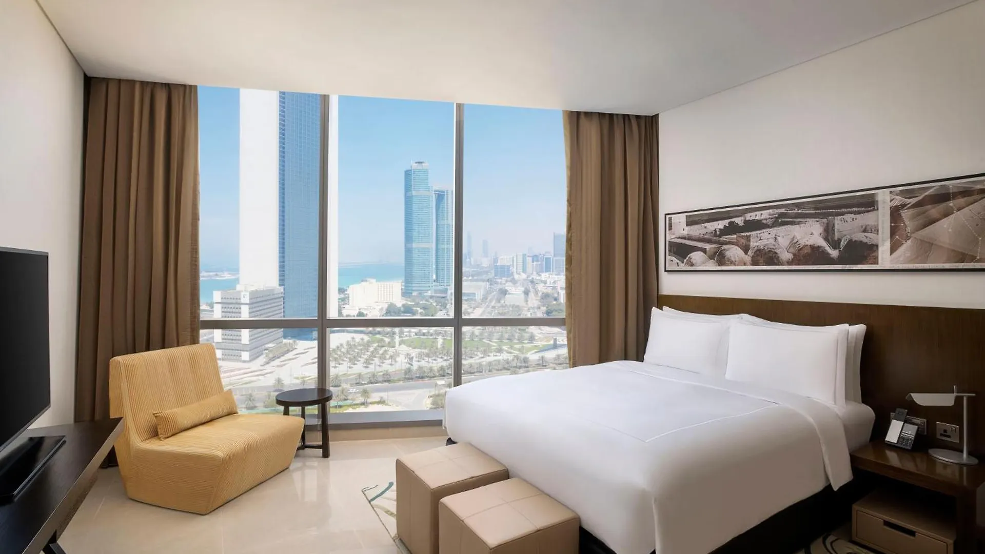 Conrad Abu Dhabi Etihad Towers Hotel