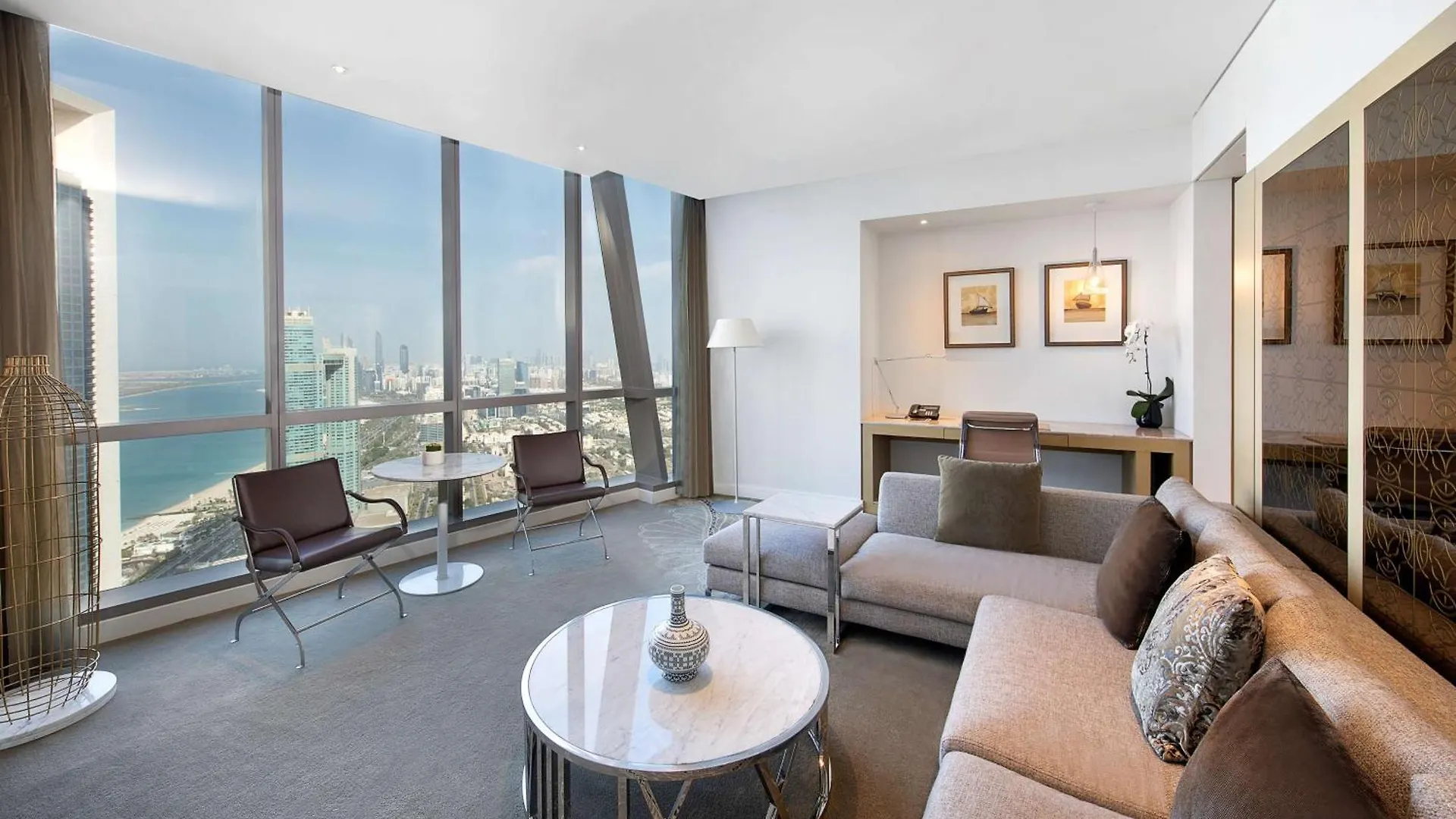 Conrad Abu Dhabi Etihad Towers Hotel 5*,  United Arab Emirates