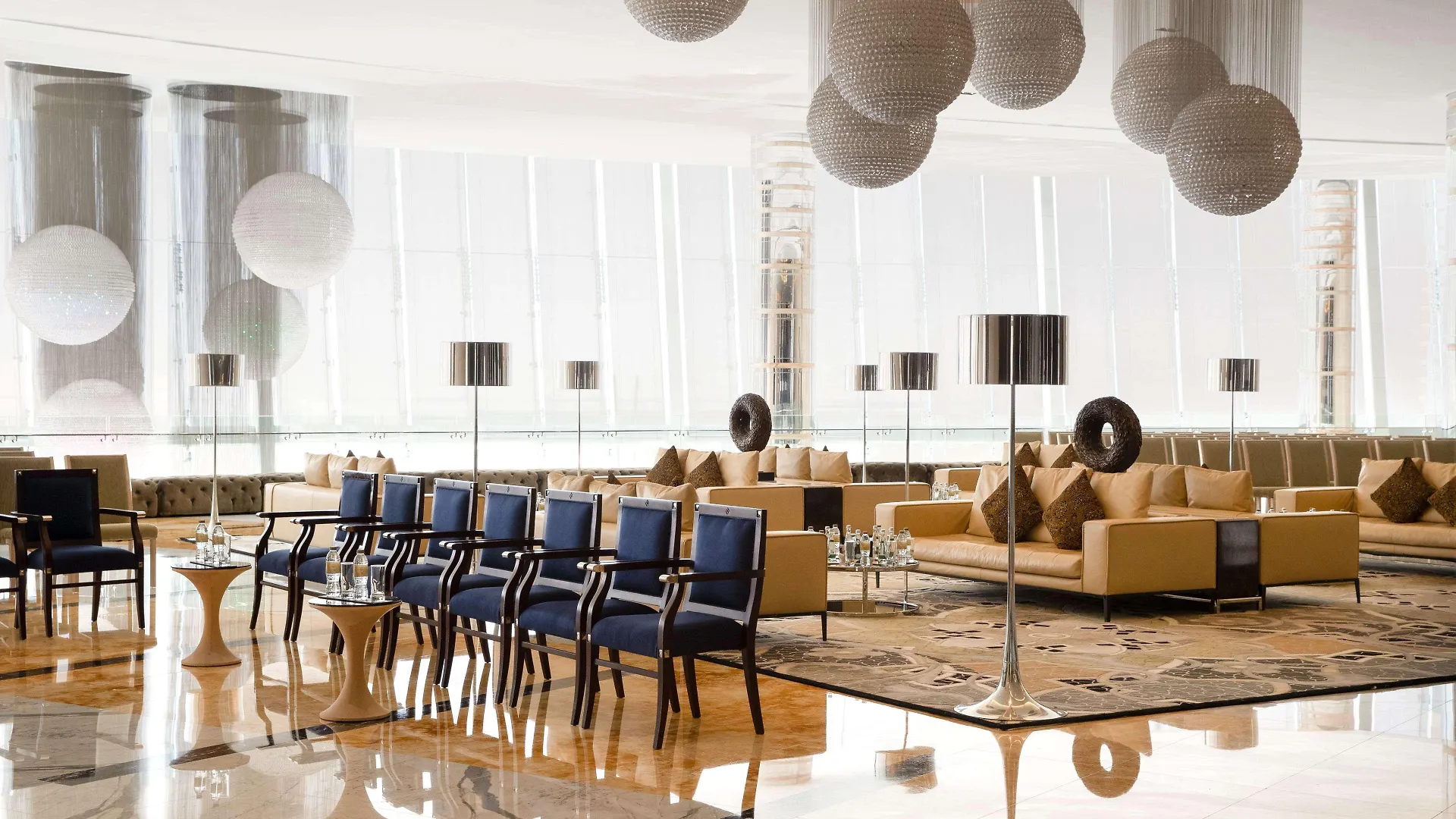 Conrad Abu Dhabi Etihad Towers Hotel 5*,  United Arab Emirates